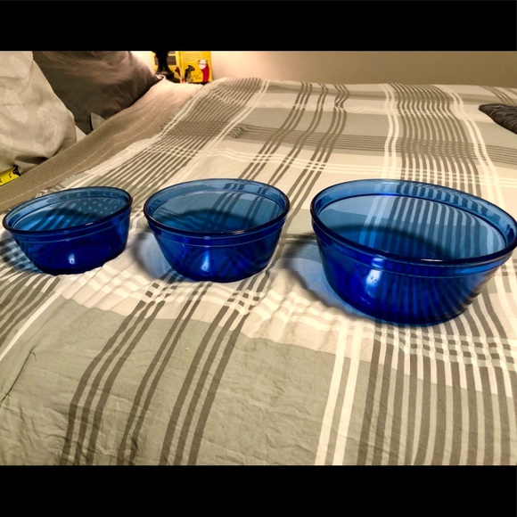 VTG Anchor Hocking Cobalt blue nesting bowls - Picture 2 of 8